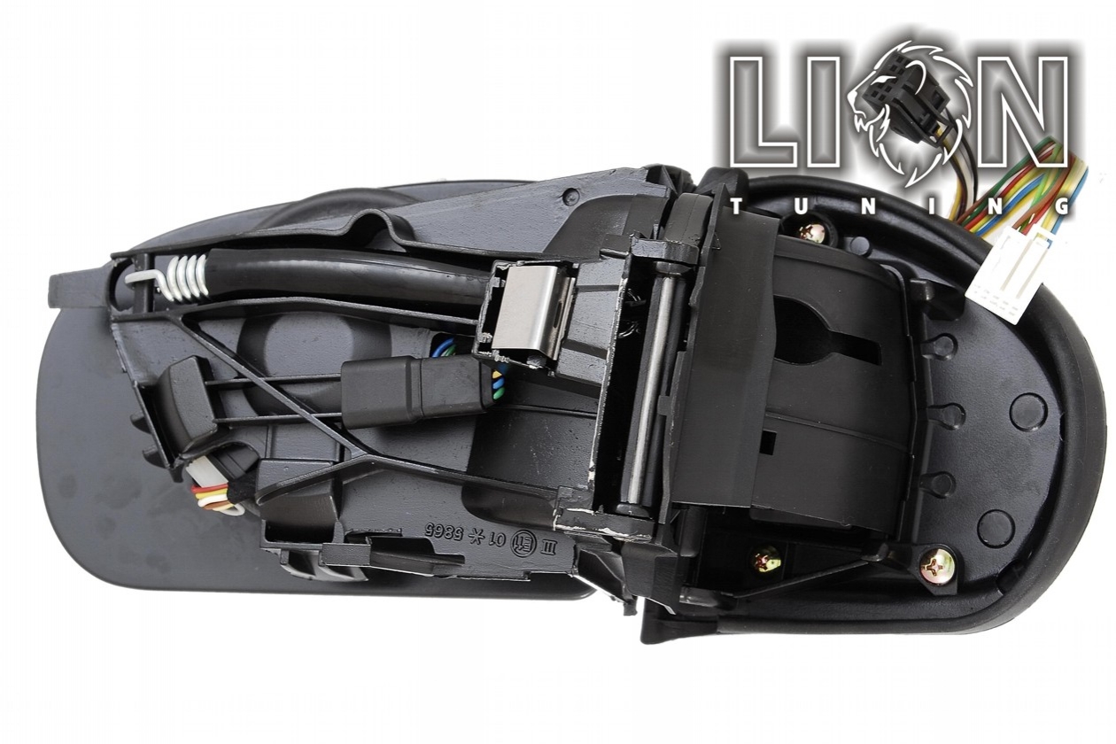 Beheizbar, mit Memory System, mit Vorfeldbeleuchtung, Elektrisch einklappbar, Elektrisch, asphärisch, Eintragungsfrei / keine Eintragung nötig