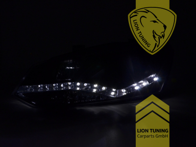 Halogen, schwarz, Abblendlicht H7 / Fernlicht H1, Blinkerbirnen BAU15S, elektrisch verstellbar - Stellmotor wird vom Original übernommen, Eintragungsfrei / mit E-Prüfzeichen, Eintragungsfrei / mit R87 Zulassung als Tagfahrlicht